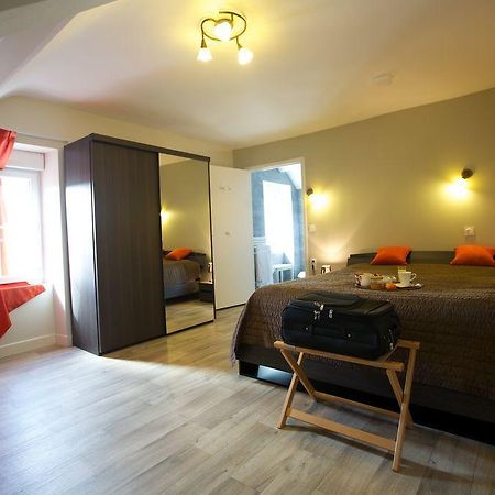 Logis Hotel Le Petit Breuil La Courtine Екстер'єр фото