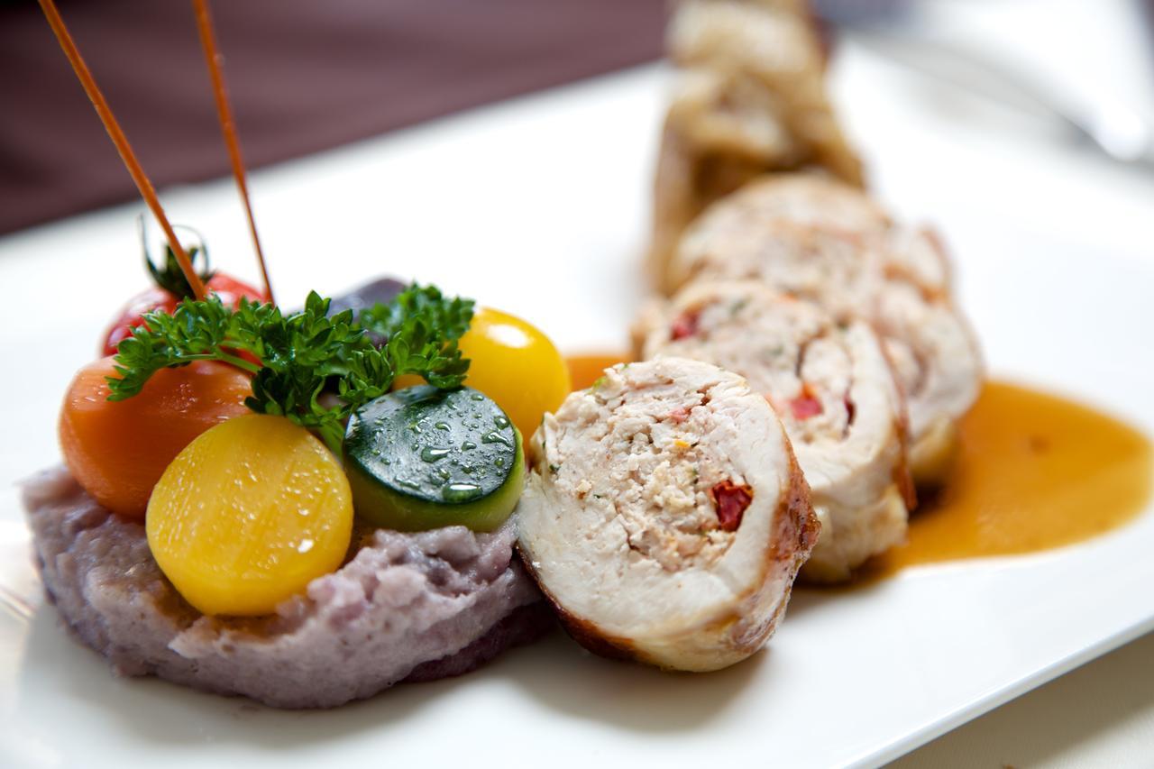 Logis Hotel Le Petit Breuil La Courtine Екстер'єр фото